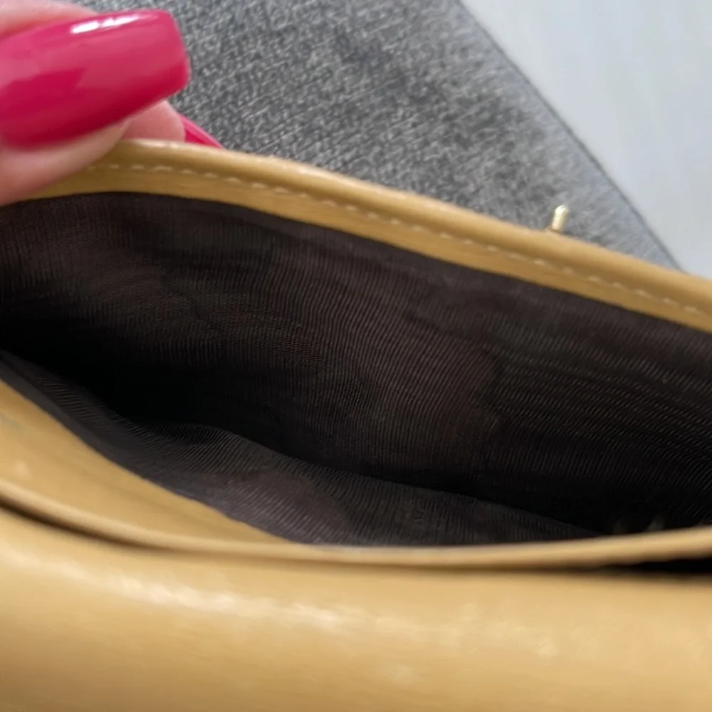 Gucci Authentic Leather Wallet